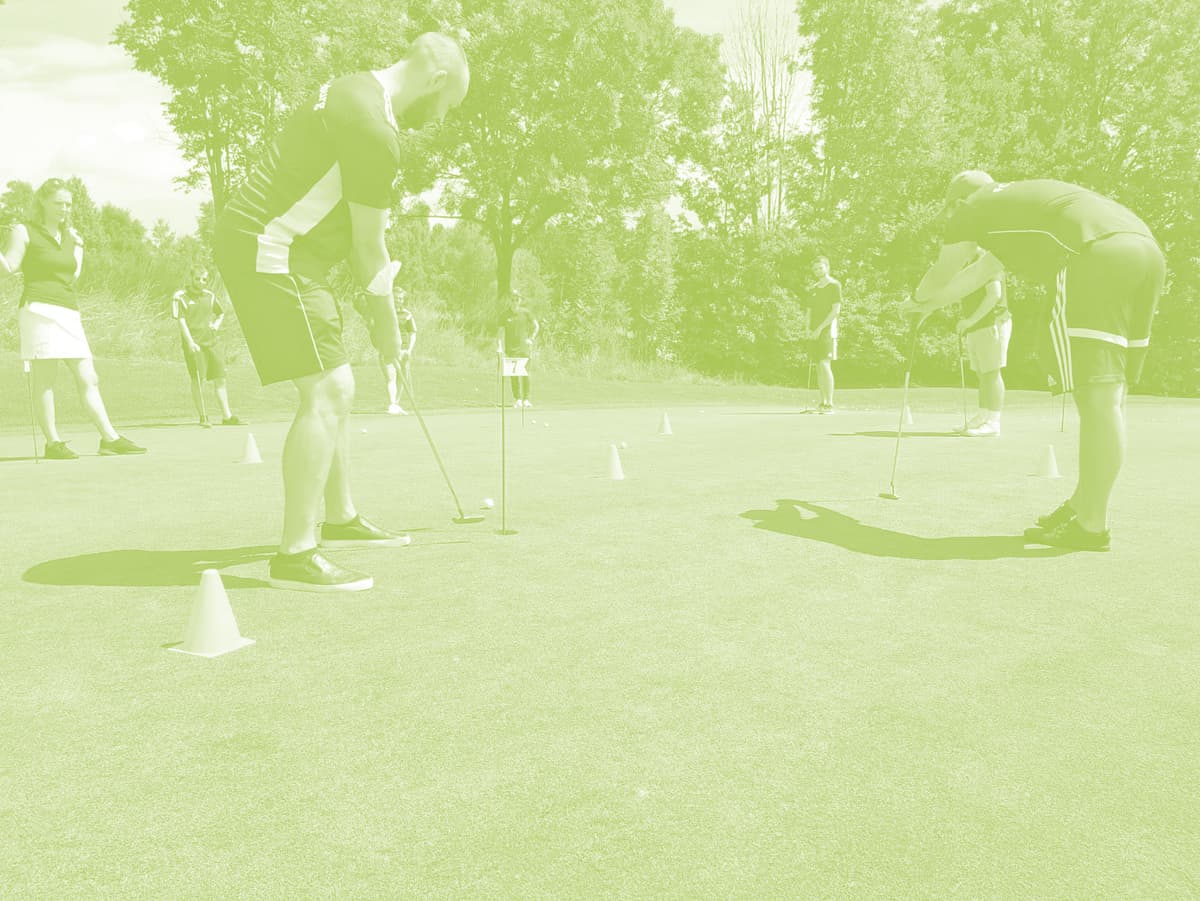 Schnupperjahr inkl. Platzreifekurs € 1.190,–